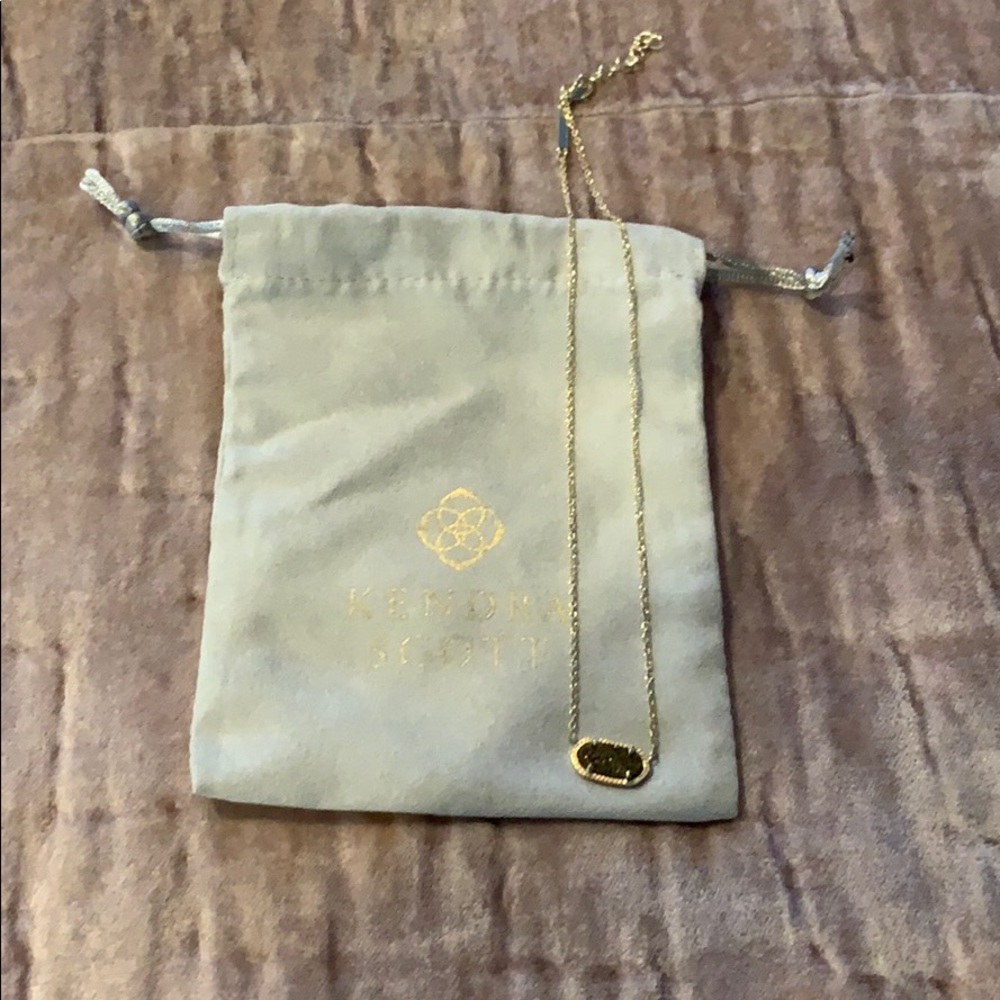 Kendra scott necklace